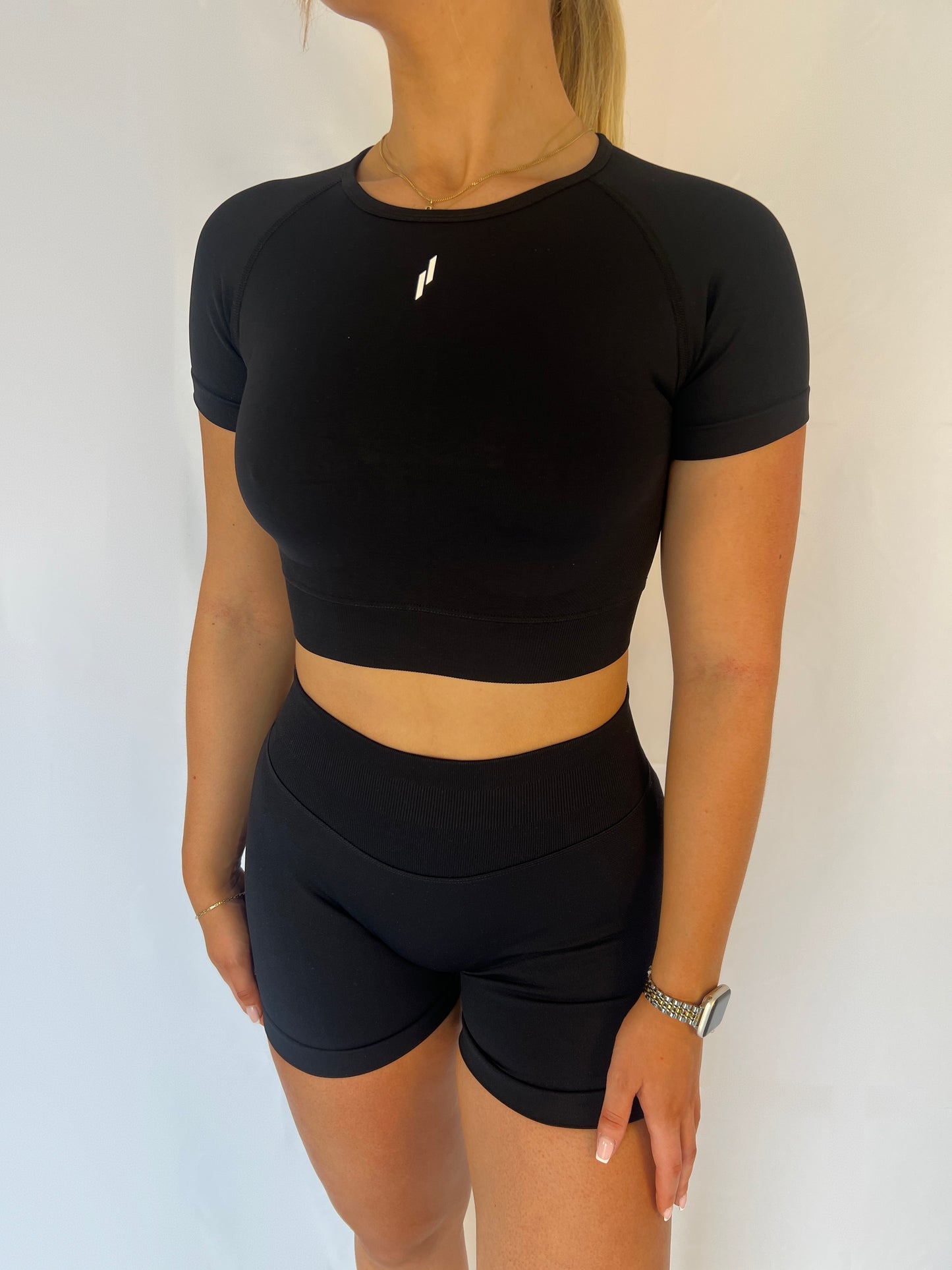 PUMP Crop Top | Onyx