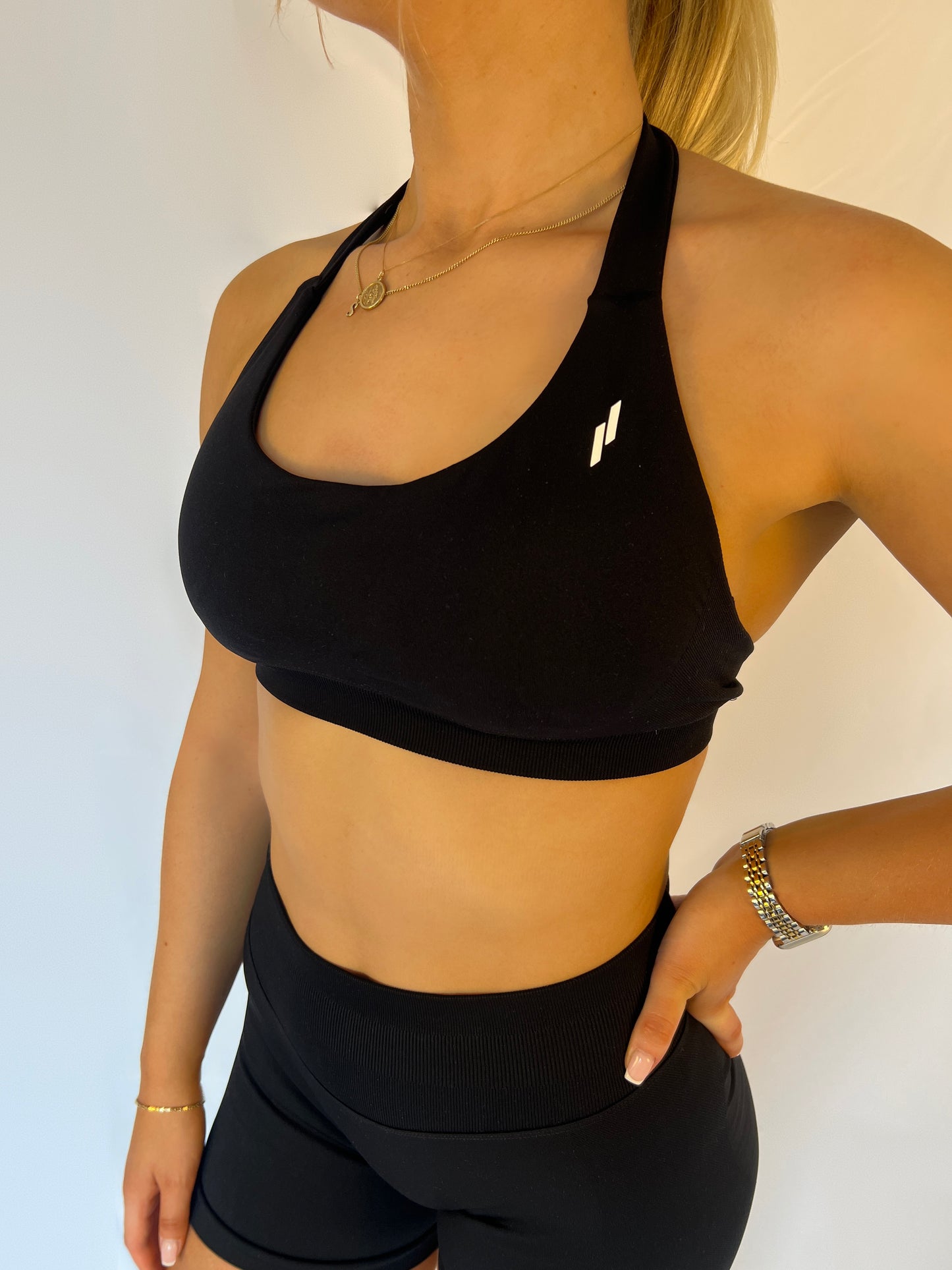 PUMP Sports Bra | Onyx