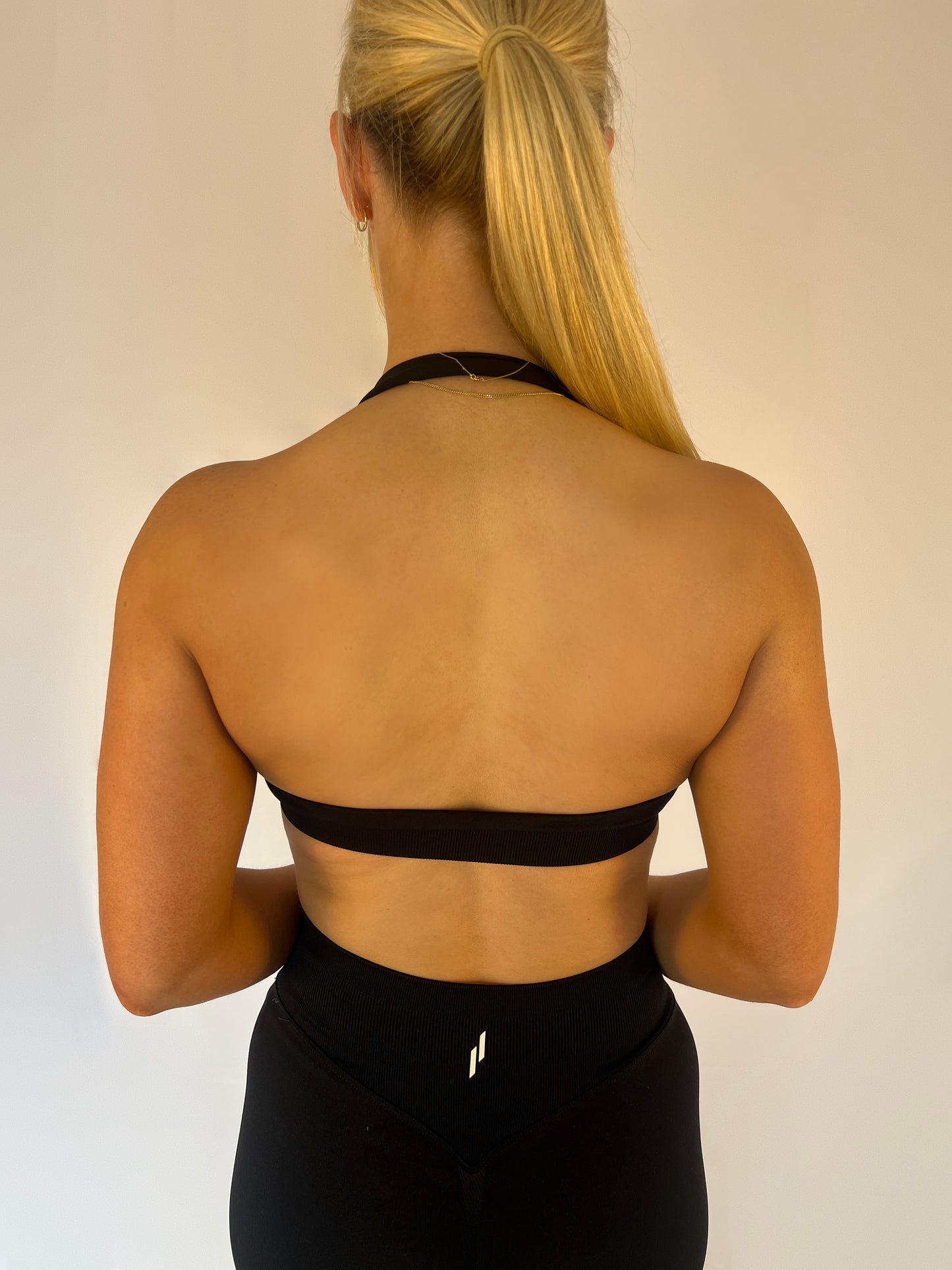 PUMP Sports Bra | Onyx