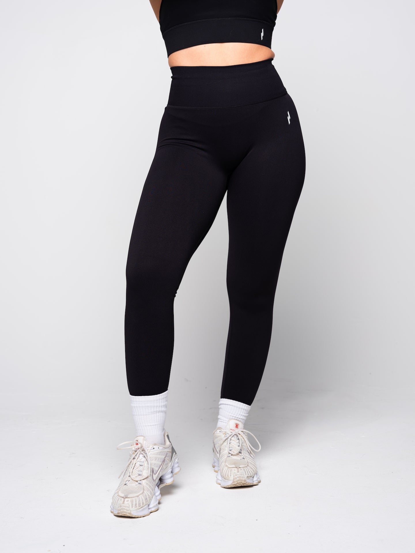 Carbon Black Leggings